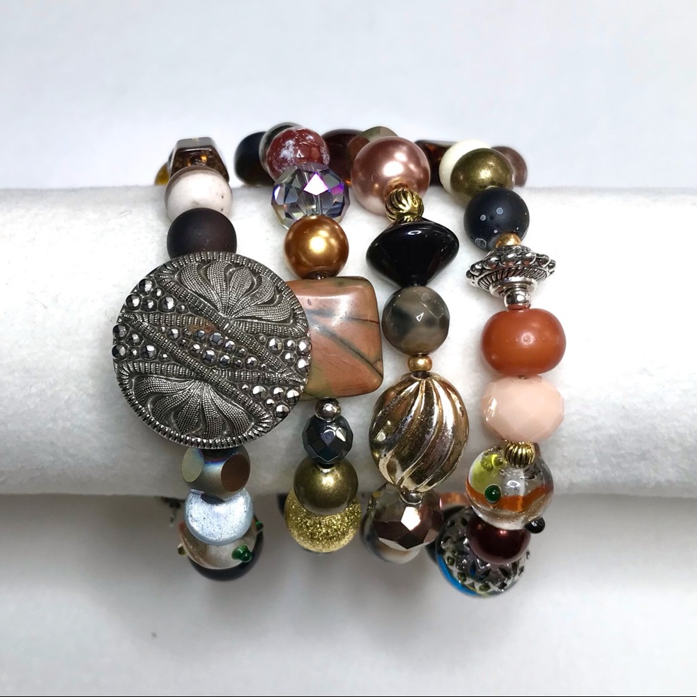 Handmade Bracelet with Vintage and Modern Elements (NB62-1H) New Without Tags - Picture 2 of 9